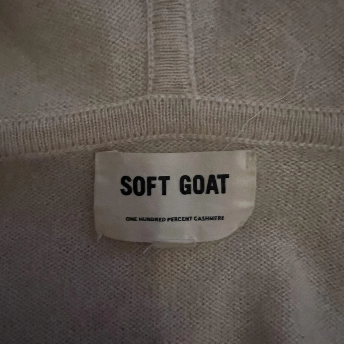 Soft goat zip hoodie - 91
