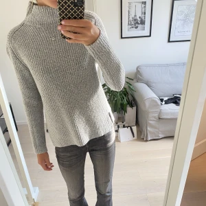 Tröja - Stickad polotröja 💗