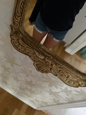 Jeans shorts  - Säljer dessa mörkblåa jeansshorts 