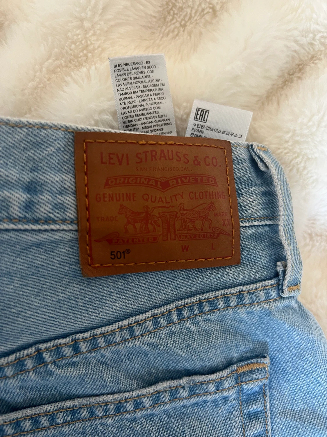 Levis jeans shorts 