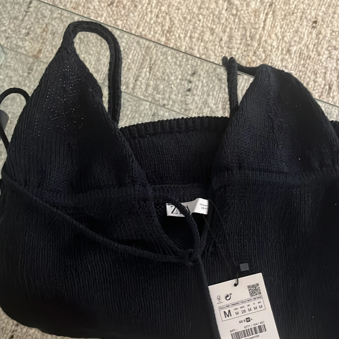 Stickad kort mörkblå klänning zara - 90