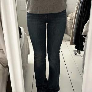 Bootcut jeans från miss sixty som jag köpt här på plick. Säljer då dem är för långa på mig💗💗