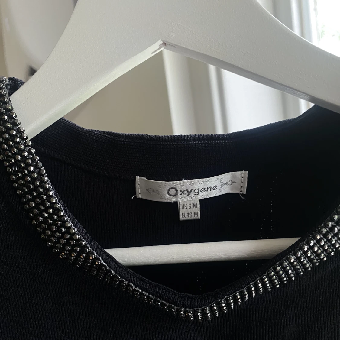 Svart topp - 90