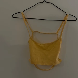 Linne öppen bak - Xs