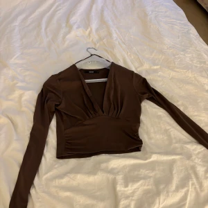 Brun tröja  - Använder några gånger, i bra skick 