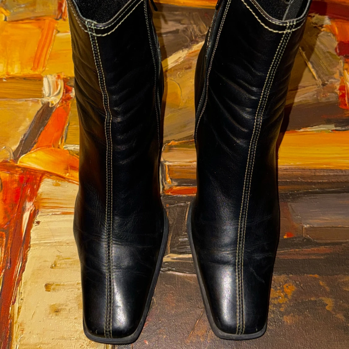 Svarta skinnstövletter med klack - 90