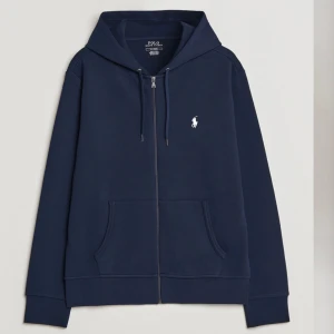 Polo Ralph lauren zip hoodie - Nypris 2000kr  Storlek L
