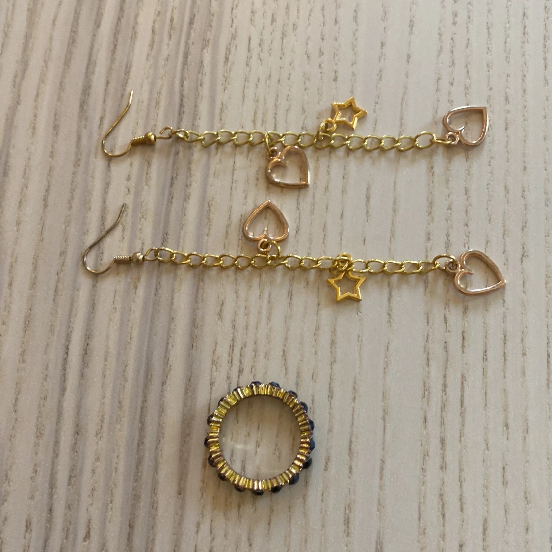 Hängande hjärt, stjärn örhängen  - 91