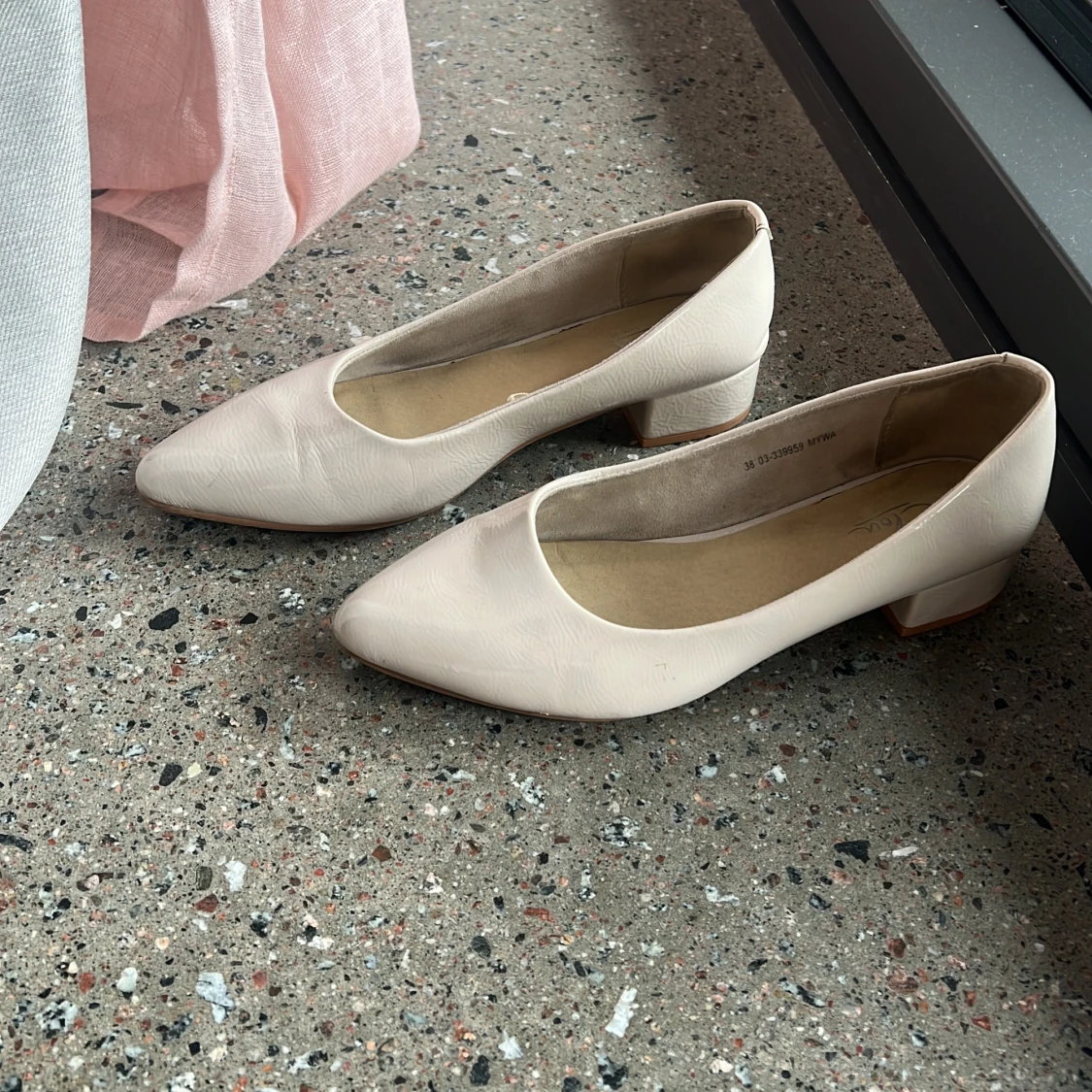 Ballerinaskor med klack  - 91