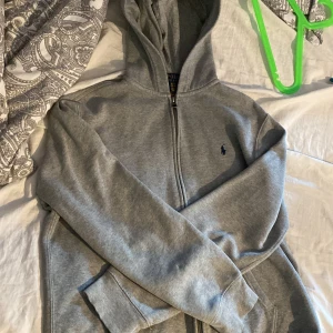 Ralph lauren Zip - Bra skick XL (barn storlek) 