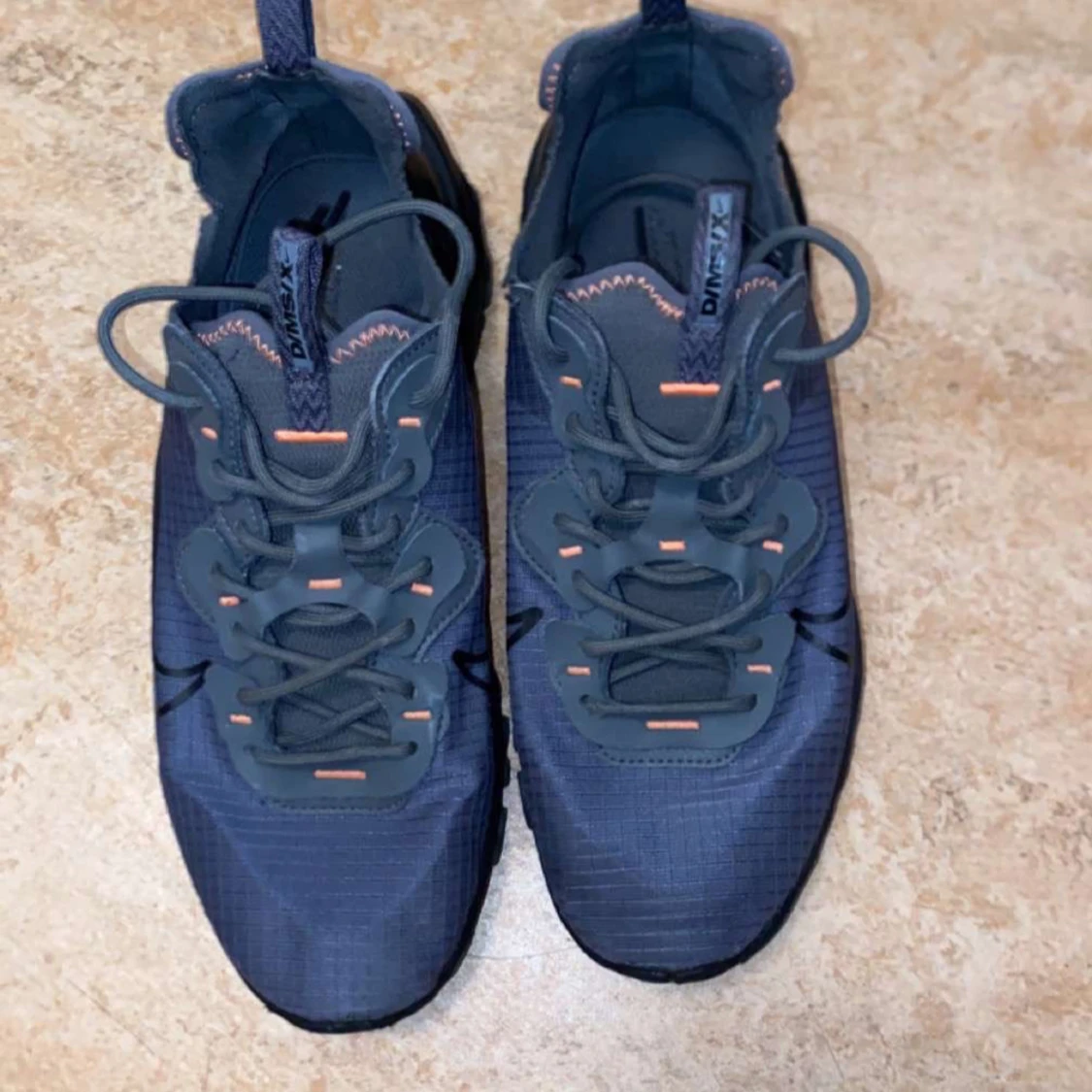 Nike reacts ny skick  - 90