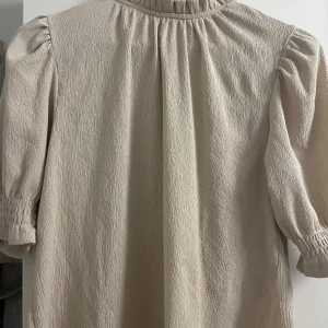 Beige blus - Super fin beige blus!💕