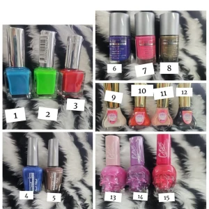 Färgglada nagellack i olika nyanser - Välj valfritt nummer.  20kr st 