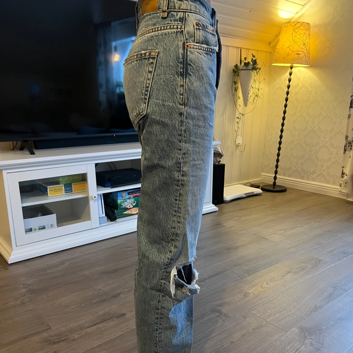 Blå jeans med slitningar från Perfect Jeans - 90