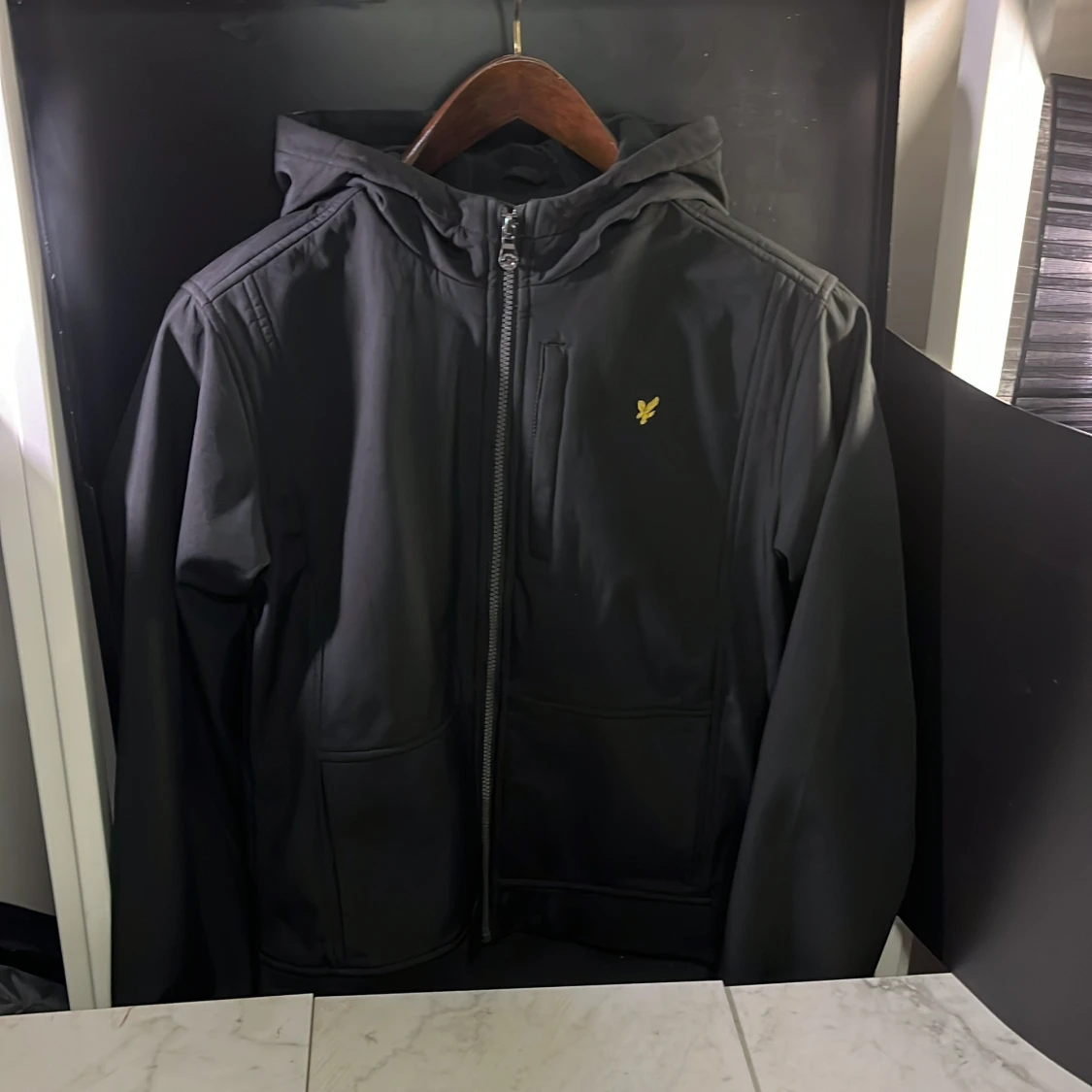 Svart jacka från Lyle & Scott