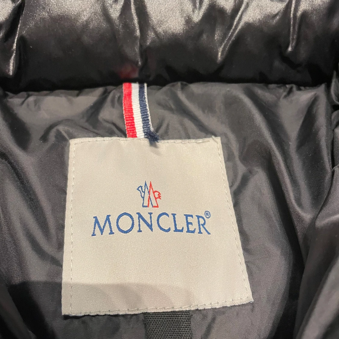 Moncler jacka. - 92