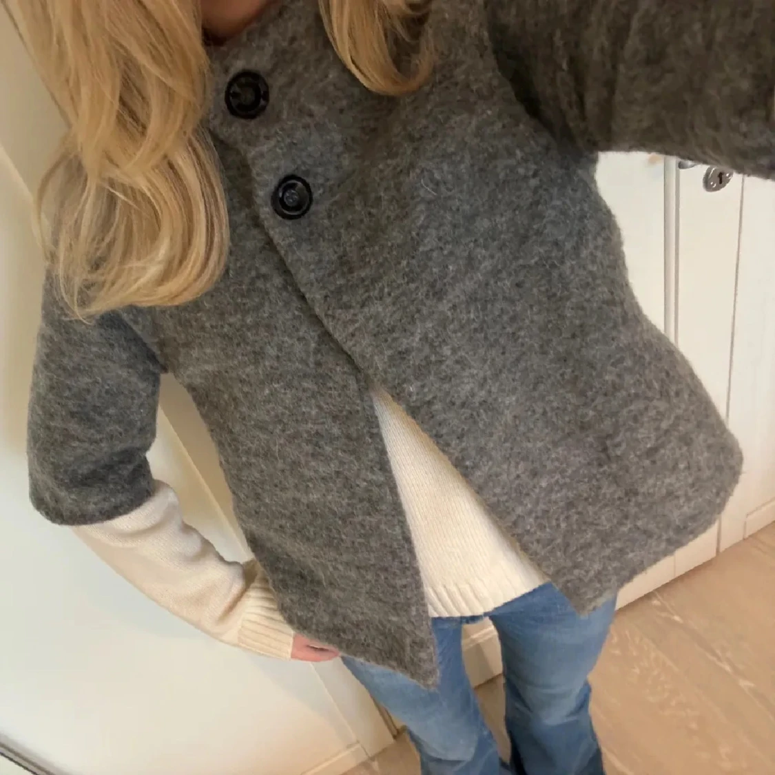 Grå trekvartsärmad ulljacka - 90