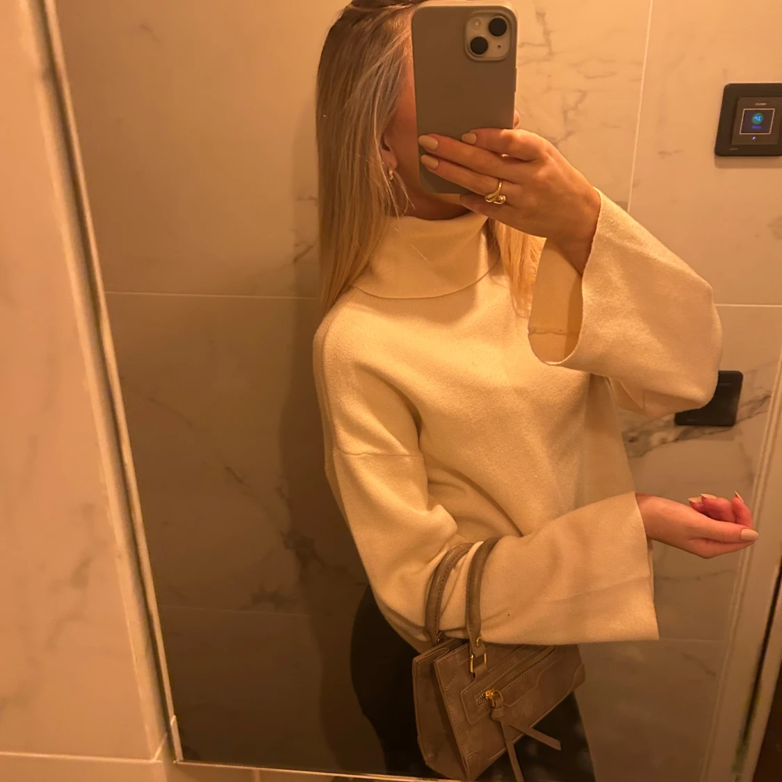 Beige polotröja - 91