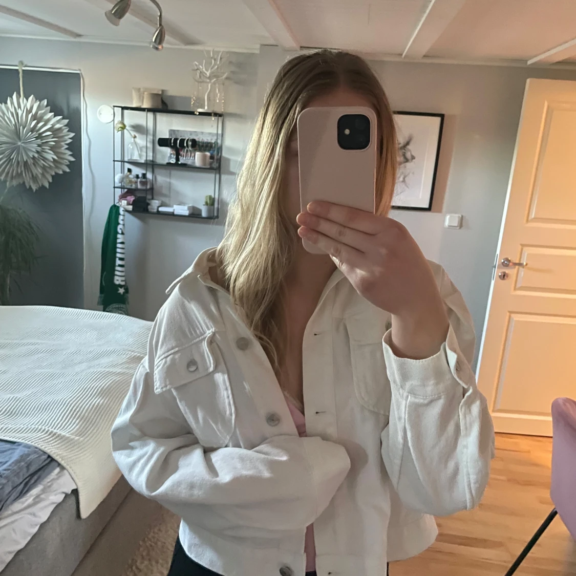 Vit jeansjacka från H&M - 90