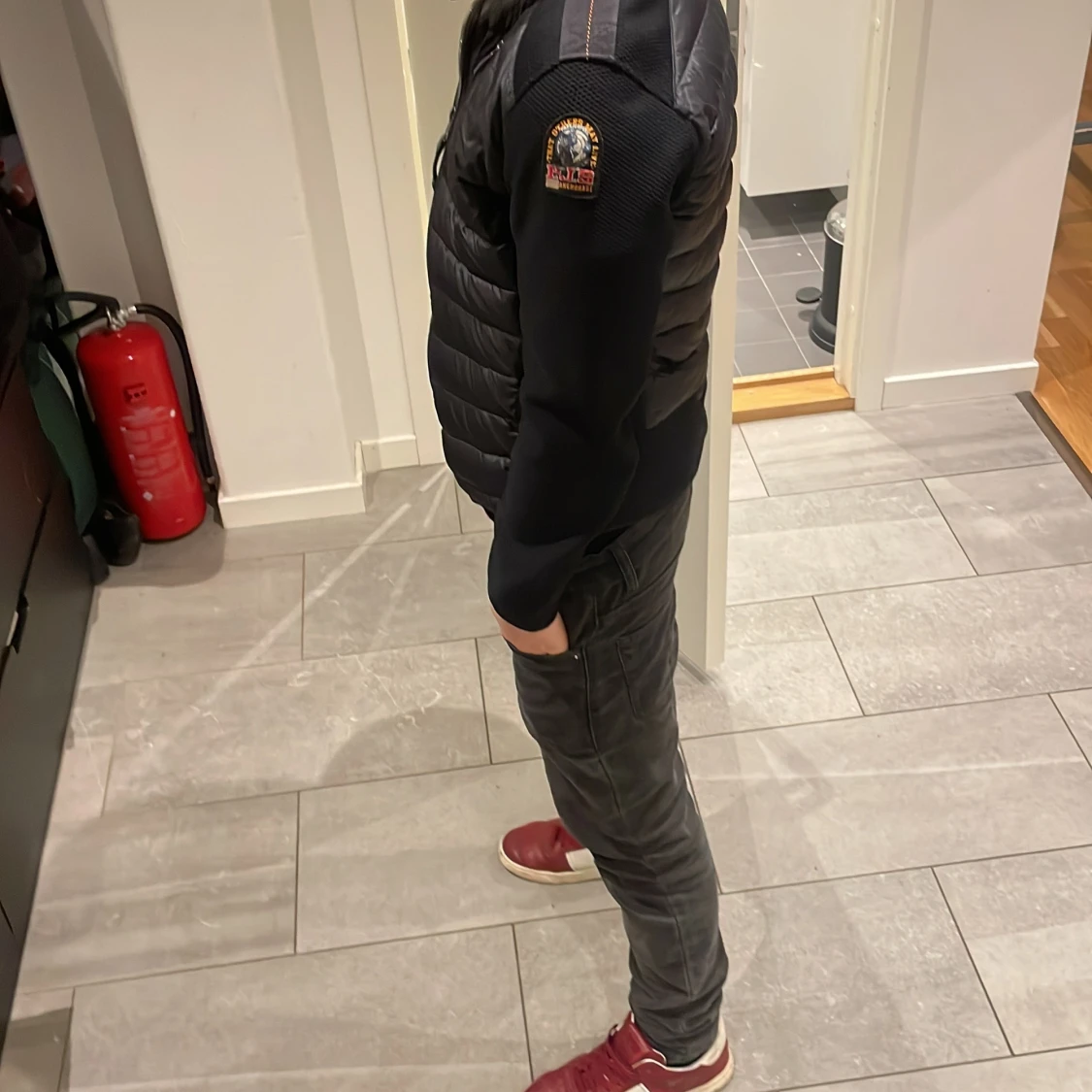 Svart pufferjacka från Parajumpers - 91