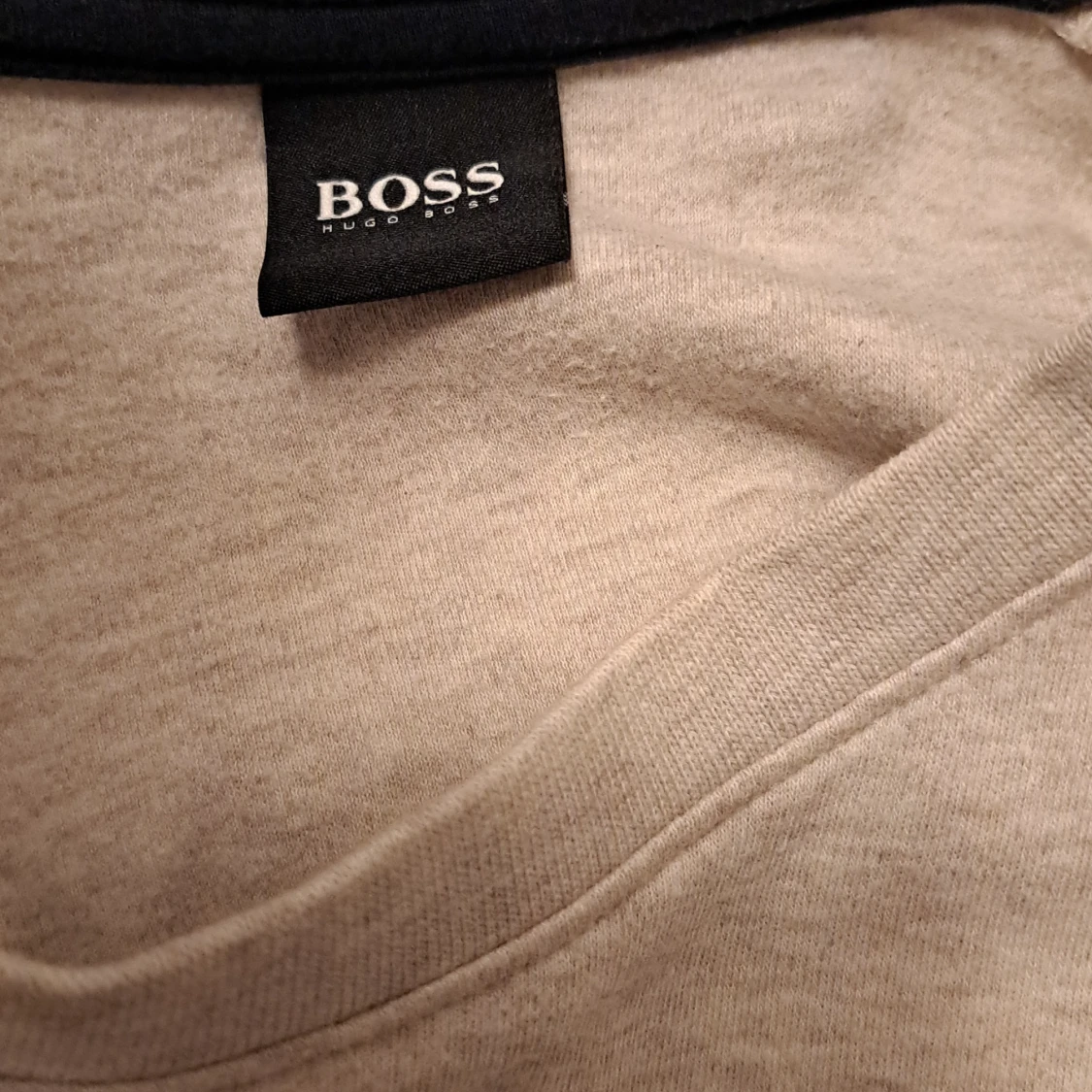 Hugo Boss töja - 90
