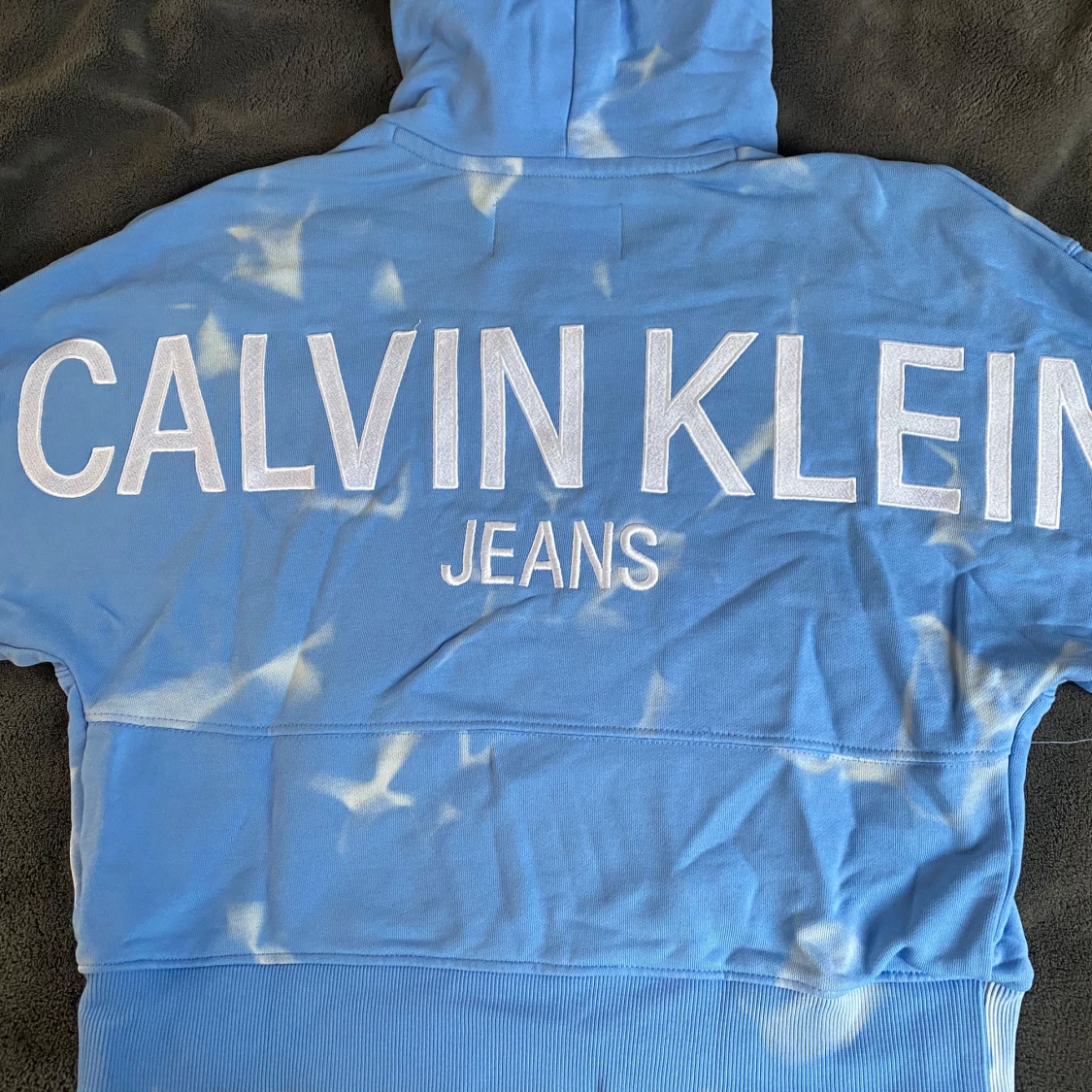 Blå hoodie från Calvin Klein Jeans - 90