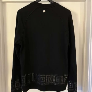 Versace collection  - Storlek: L Skick: 8/10 