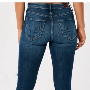Helt nya Hollister jeans  - Helt nya hollister jeans med lappen kvar   W23 L31 skinny  Stretch 