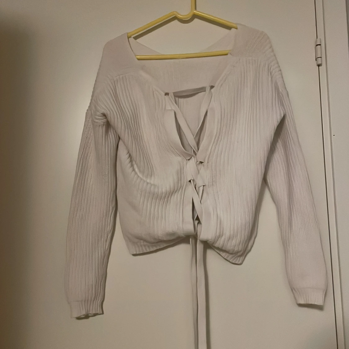 Vit stickad tröja - 90