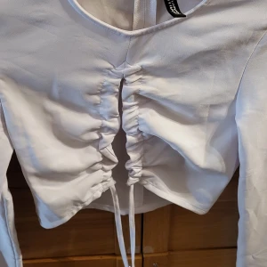 Mag tröja från hm storlek xs - Mag tröja från hm i storlek xs💕 perfekt för fest och vardag 100kr + frakt💕💕