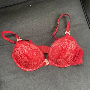 Bh Hunkemöller  - Storlek 80A Mycket bra skick