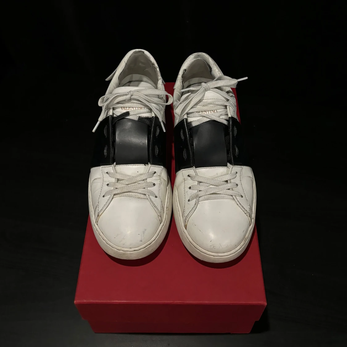 Valentino opens - 92