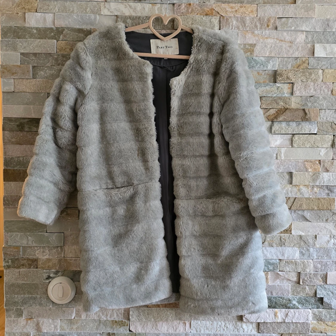 Fluffig fakepälsjacka jacka