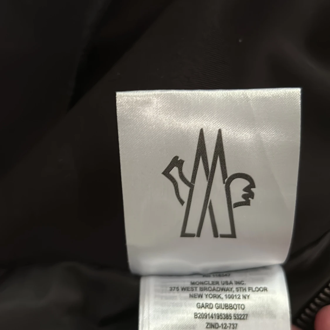 Moncler Cardigan - 90