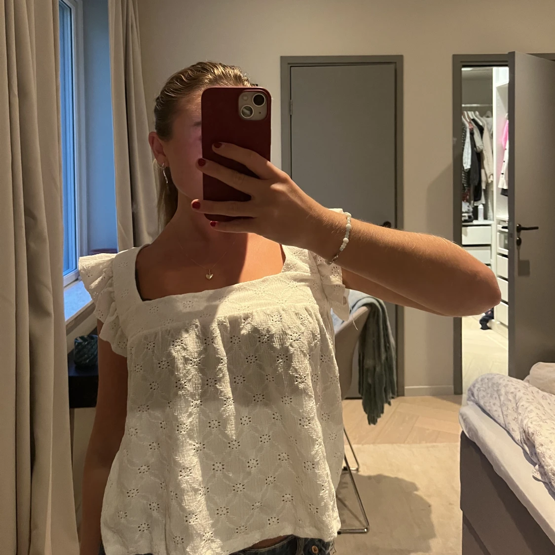 Blus från gina tricot  - 91