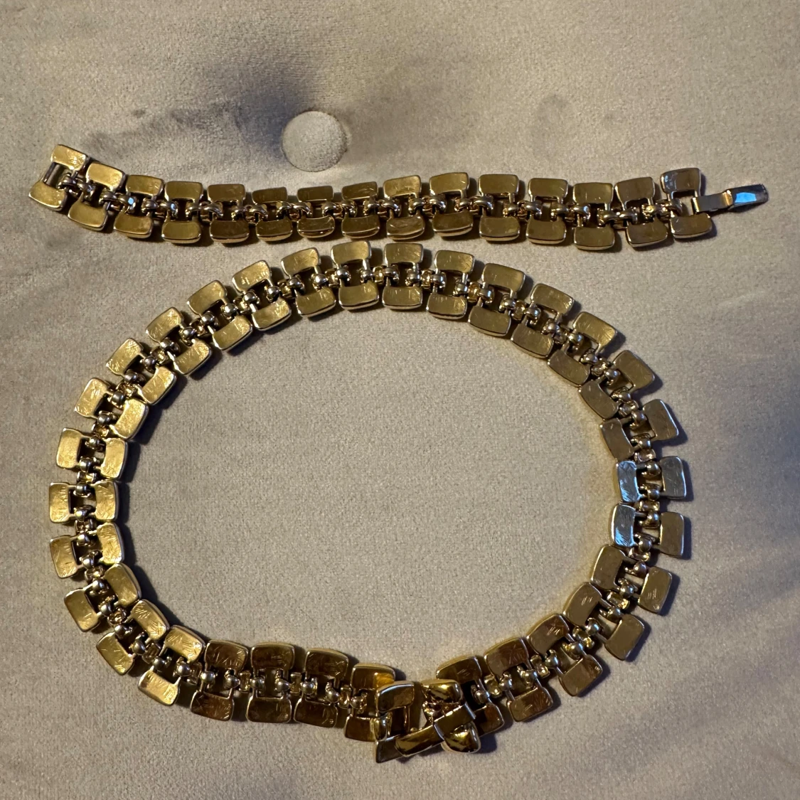 Guldigt halsband och armband set - 91