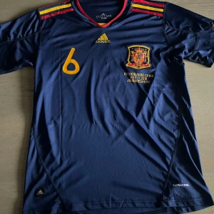 Andres iniesta  - Iniesta vm 2010 tröja 