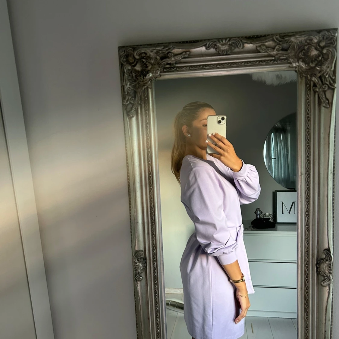 Ljuslila klänning - 90