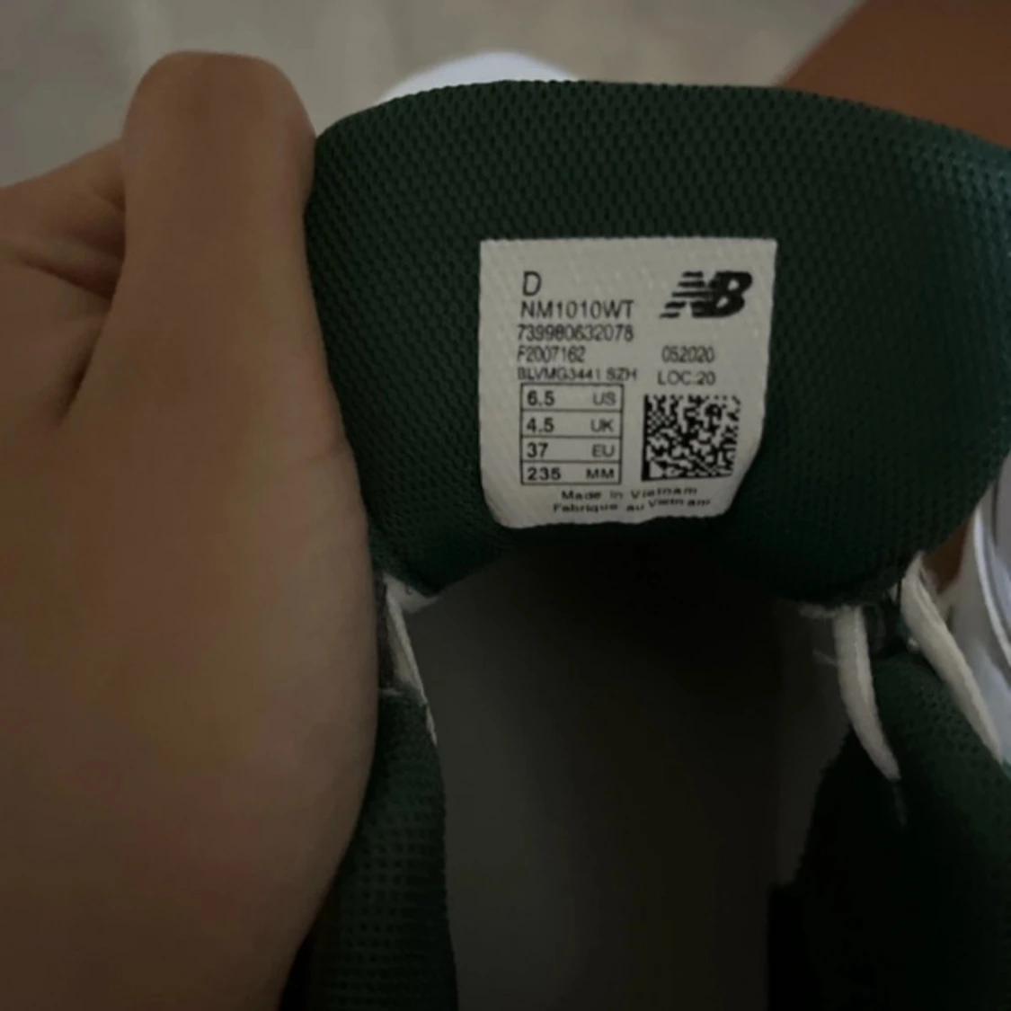 New balance shoes - 93