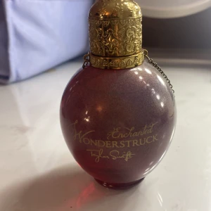 Taylor Swift perfym - Aldrig använt 