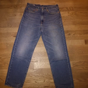 Levi's stay loose jeans - Bra skick, inte särskilt använda. Strl W 31 L 32. Lite baggy passform