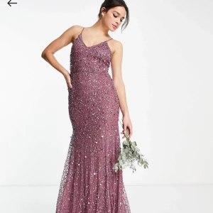 Söker - Söker den här klänningen 