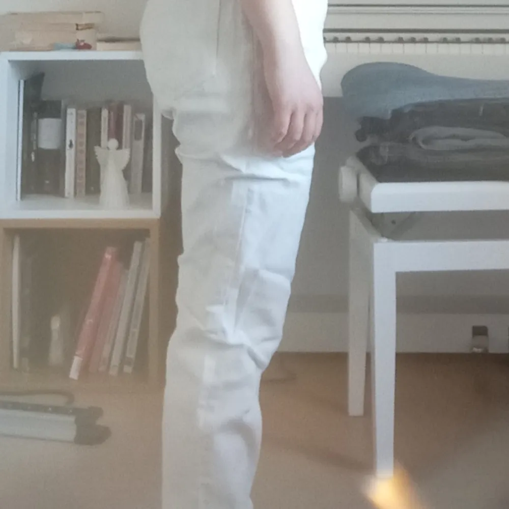 White Dobber Jeans, size M Worn a couple of times, in very good condition.. Jeans & Byxor.