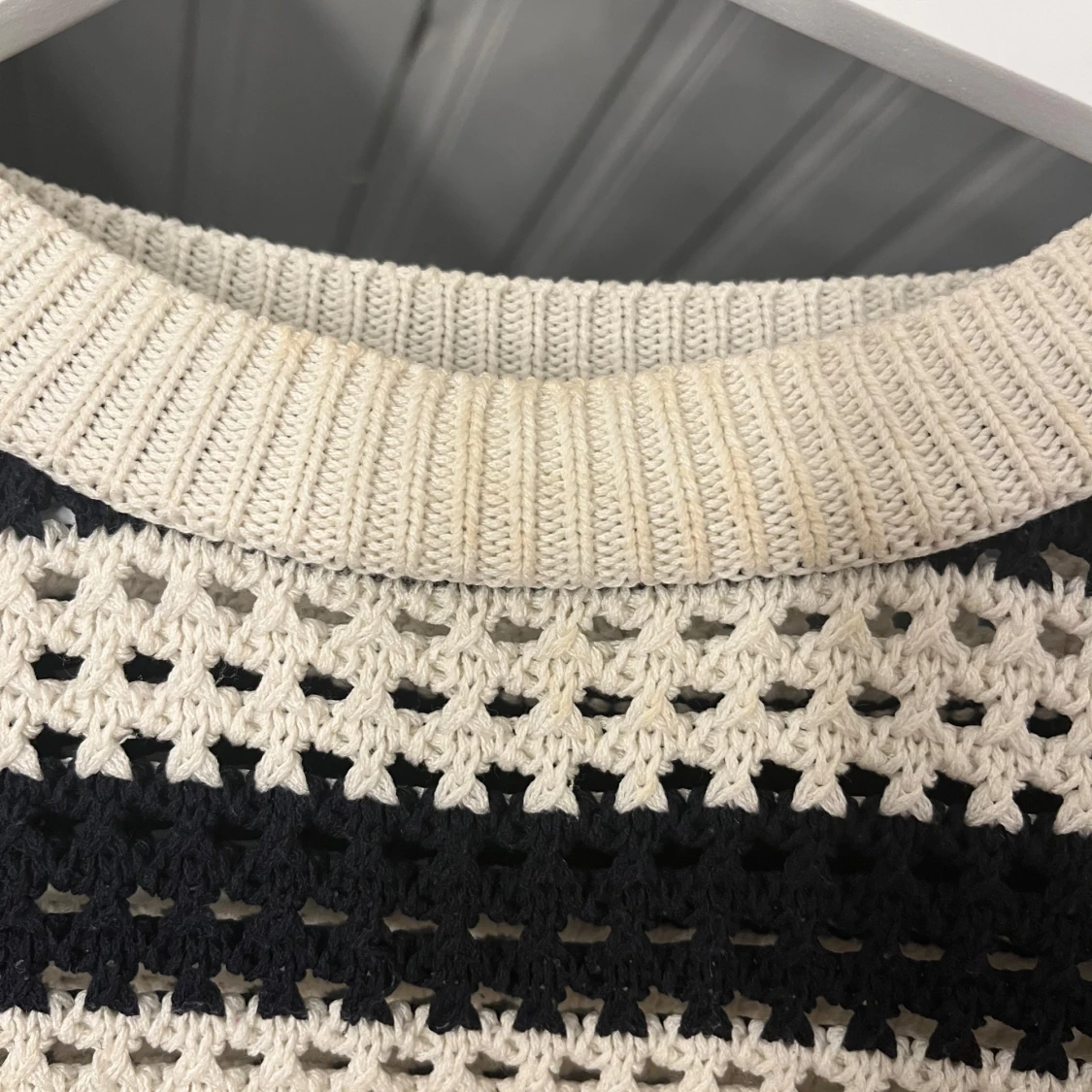 Randig stickad tröja från MNG - 91