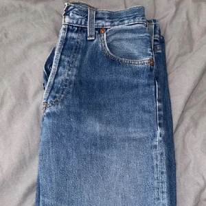 Levis jeans - Säljer mina Levis jeans då dem är för små, priset går att diskuteras 