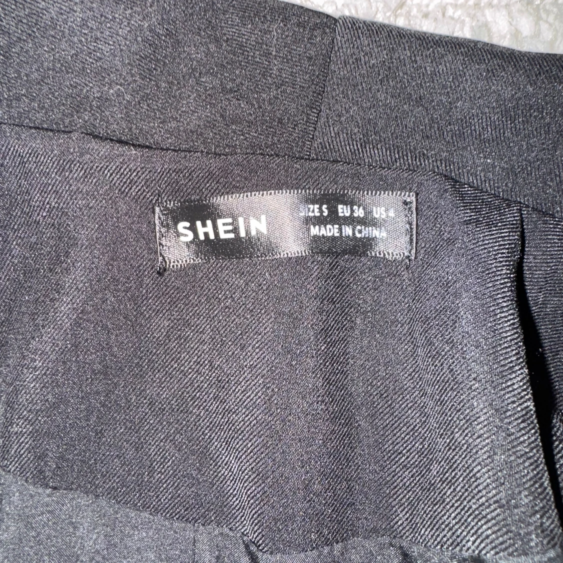 Svart kavaj från Shein - 90