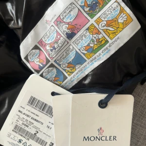 Moncler vinter jacka - Helt ny oanvänd, endast en kvar.  Storlek 2  Ord pris 20899kr