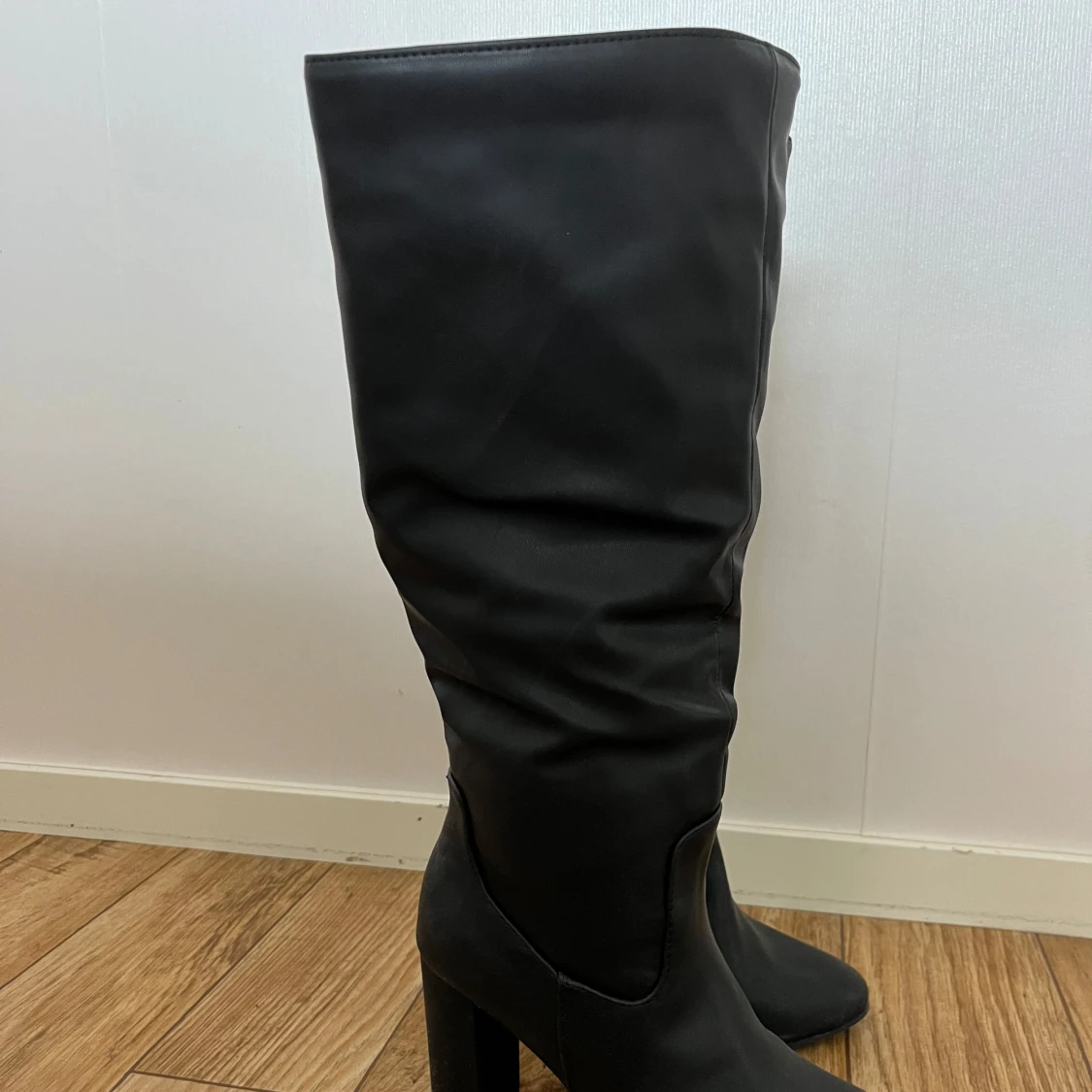 Stövlar med klack - 93