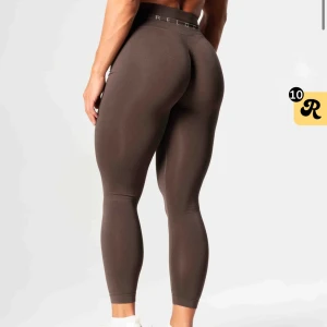 Relode prime scrunch - Bruna prime scrunch tights från relode. Finns ett hål, se sista bilden, därav priset! 