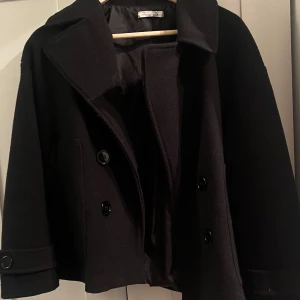 Höstjacka - Super fin nu till hösten!! Använt men fint skick